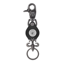 Load image into Gallery viewer, Keychain- Rotatable Key Chain
