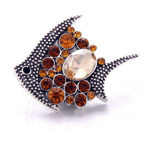 Load image into Gallery viewer, Snap- Fish with Crystals &amp; Rhinestones
